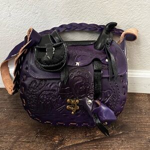 Vintage genuine Leather Western Tooled Horse Saddle Purse Made In Mexico